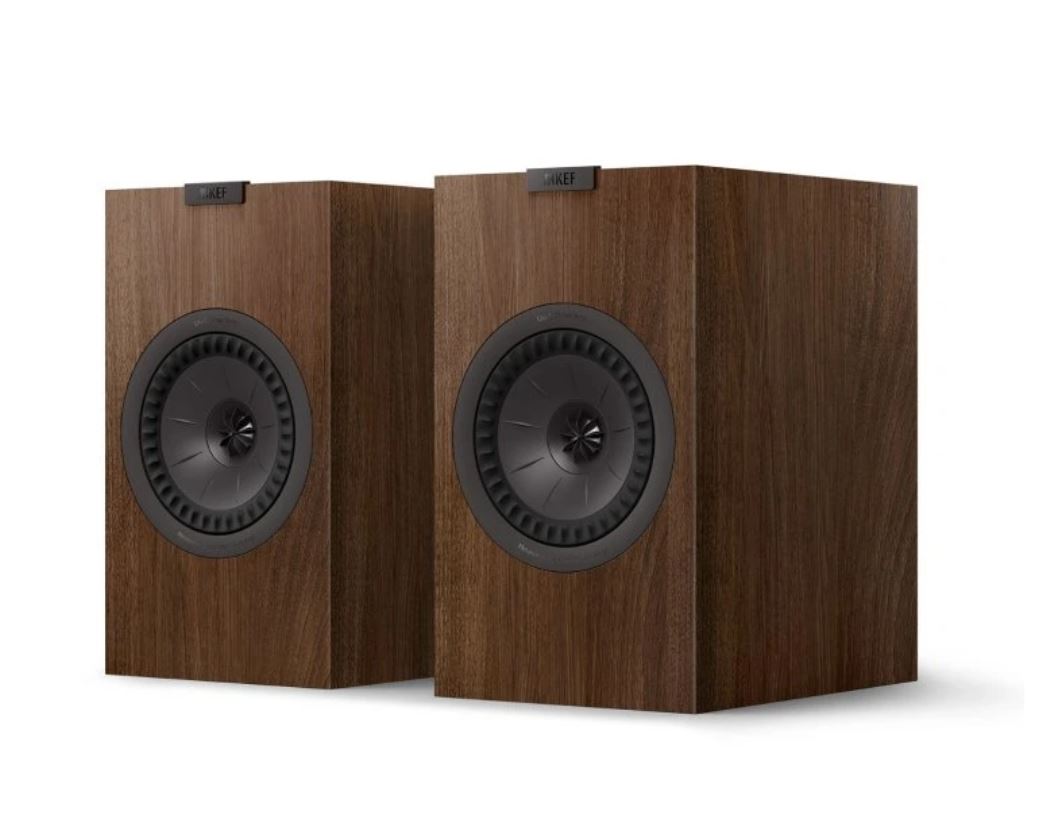 KEF • Q3 Meta • Walnut -2-pásmové regálové reproduktory 