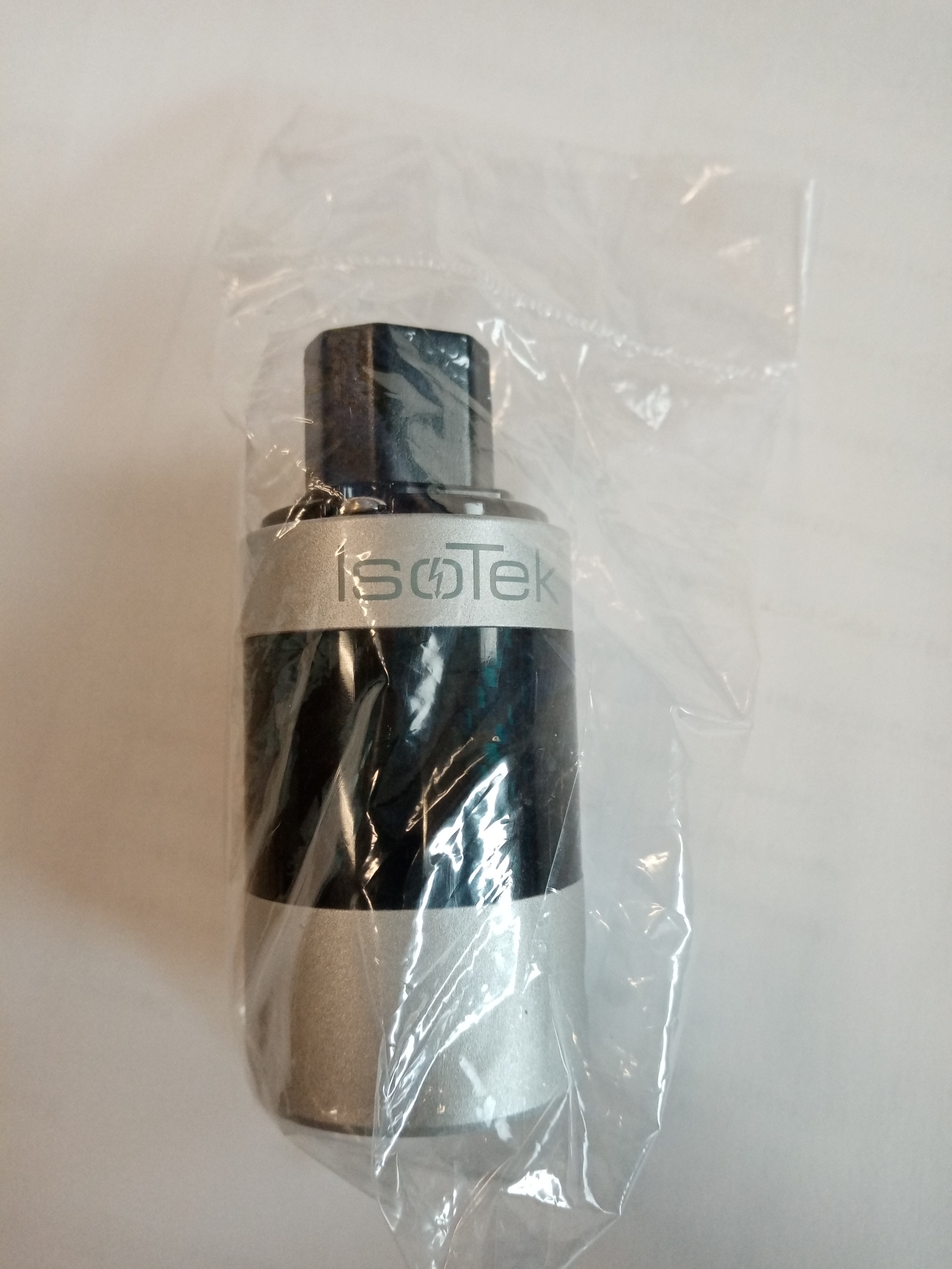 IsoTek •  OFC Silver konektro - C15  